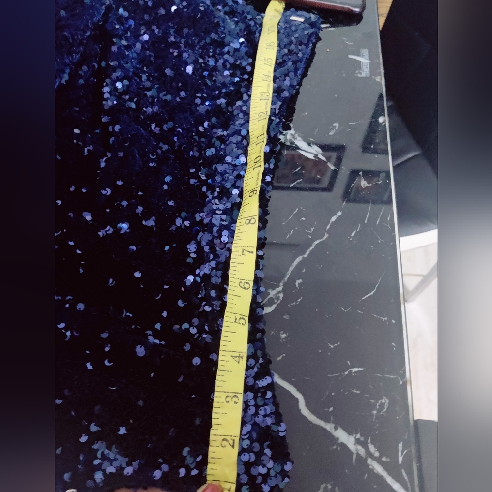 Free free free🤩 earring & maangtikka matching lehenga Used only onces - Picture 11 of 12